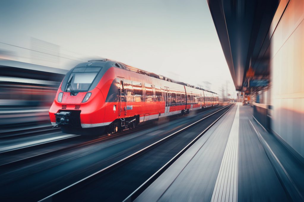 Self-powered monitoring & analysis systems for the railway industry